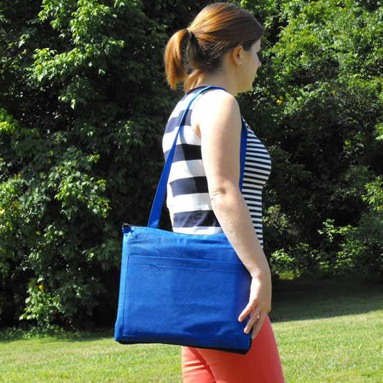 FREE - Folding Carry-Along Zippered Blanket / Bag - Perfect For Picnics ...